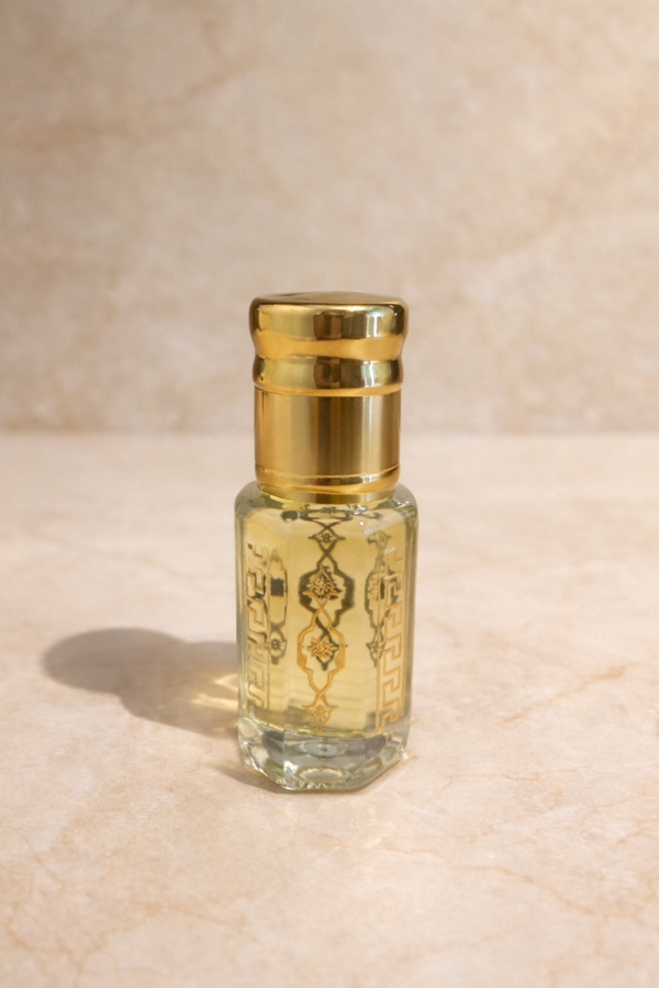 Oud perfume